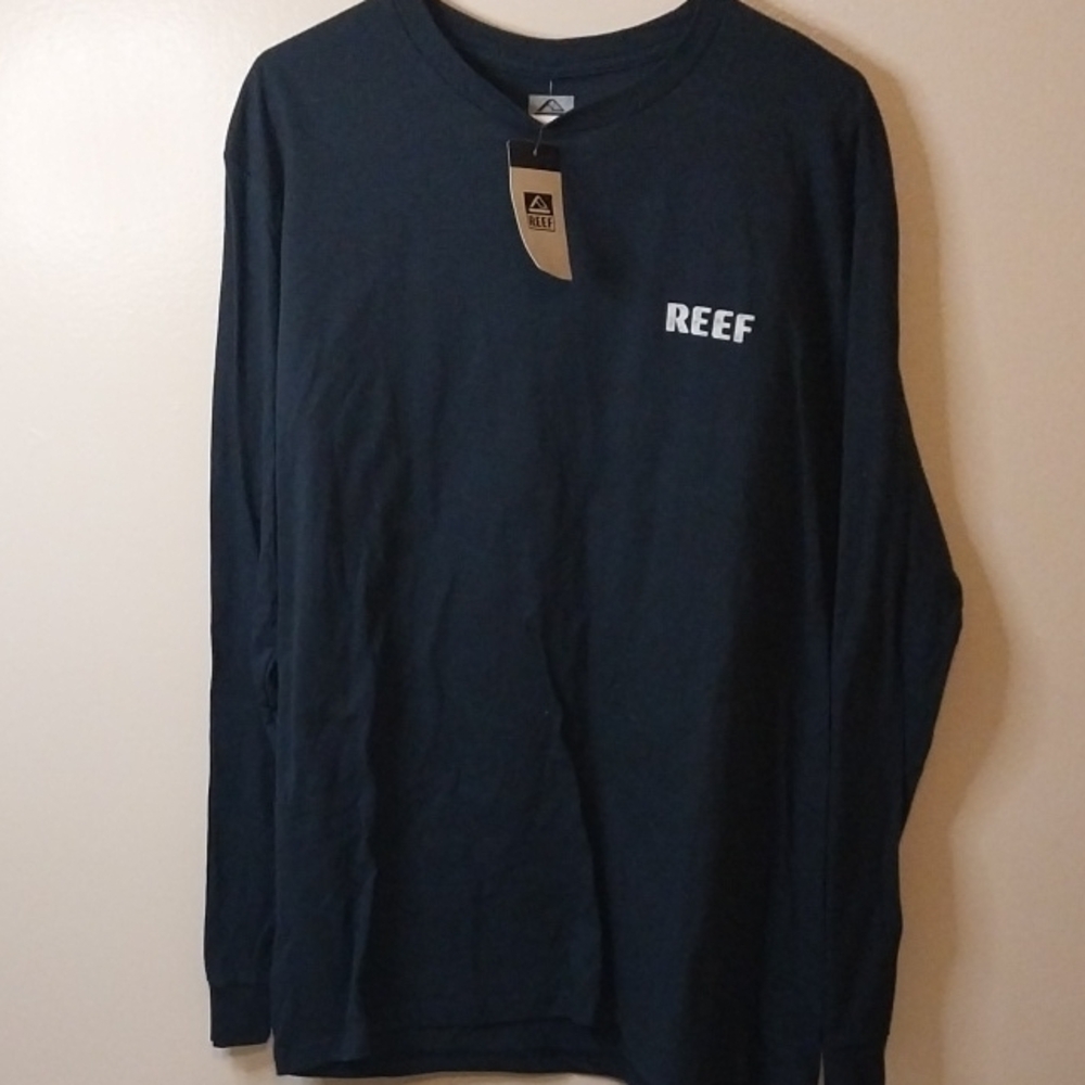 Reef Men's Long Sleeve Crew Tee in Navy with Chest Logo Size L